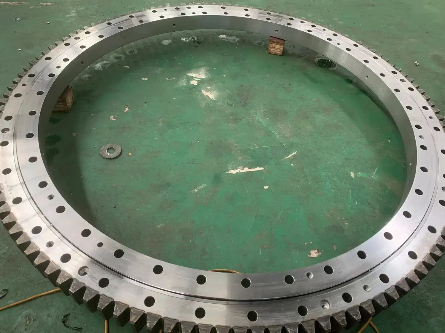 Four Point Contact Slewing Bearing 742.3x534x56mm VLA 20 0644 N